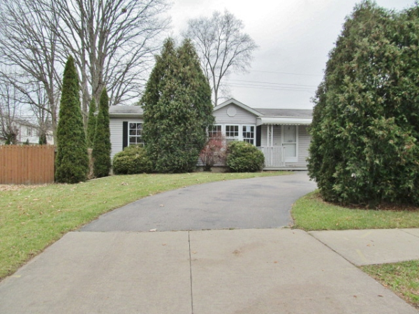 21747 Farmington Rd, Farmington Hills, MI 48336 