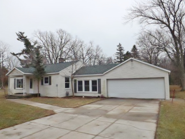 10 15 Mile Rd NW, Sparta, MI 49345 