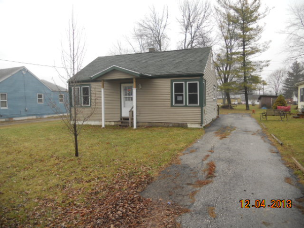 1275 Houlihan, Saginaw, MI 48601 