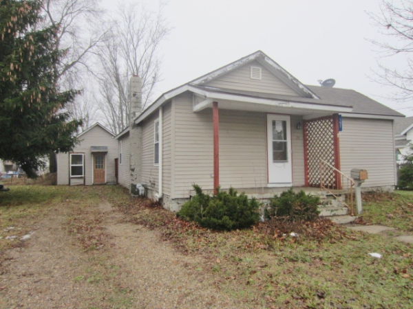 151 S Elm St, Sparta, MI 49345 