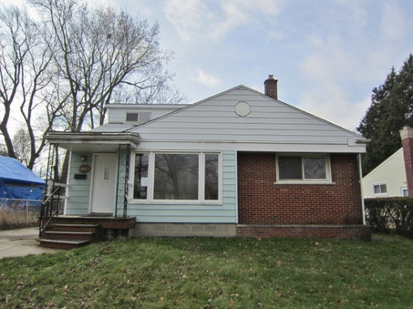 15671 Pomona Dr, Redford, MI 48239 