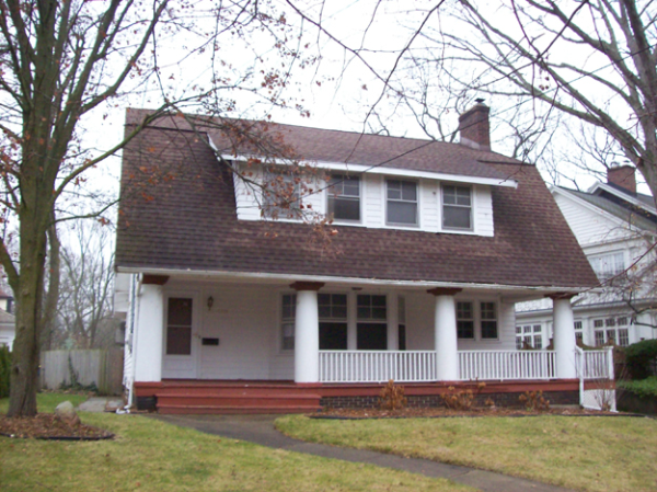 2318 Glenwood Dr, Kalamazoo, MI 49008 