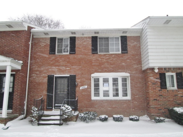 19990 Vernier Rd #2, Harper Woods, MI 48225 