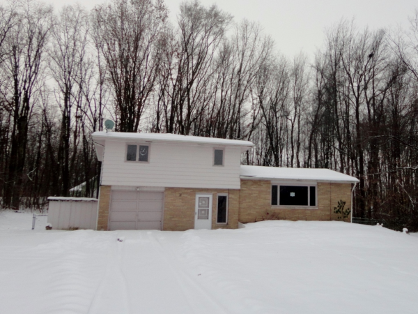 5868 Coloma Rd, Coloma, MI 49038 