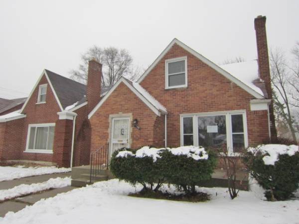 17700 Shaftsbury Ave, Detroit, MI 48219 