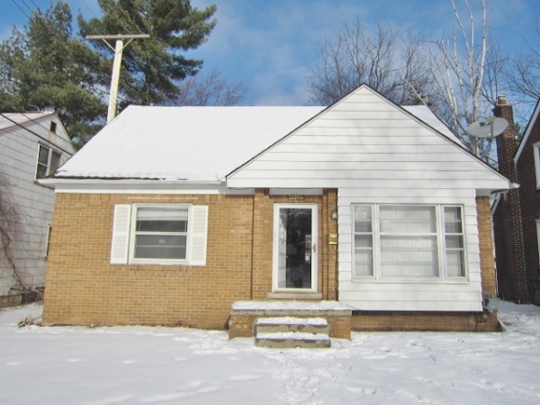 22286 Wyman St, Detroit, MI 48219 