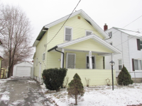 156 Cadillac St, Pontiac, MI 48342 