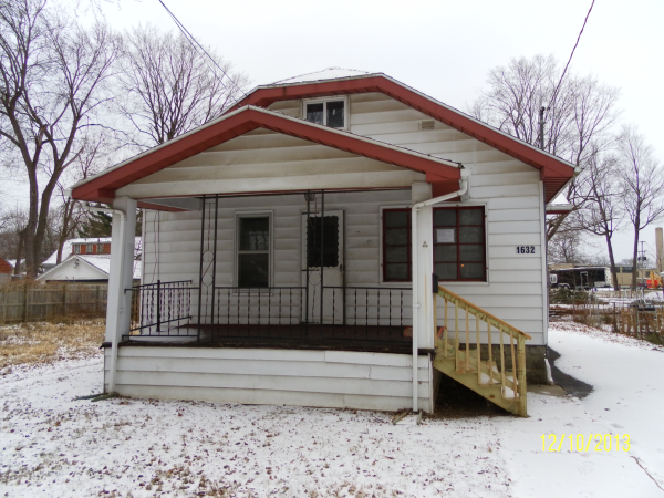 1632 Pennsylvania Ave, Flint, MI 48506 