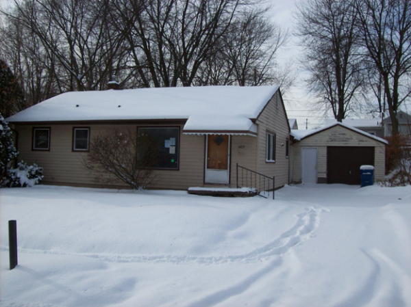 1423 Henson, Kalamazoo, MI 49048 