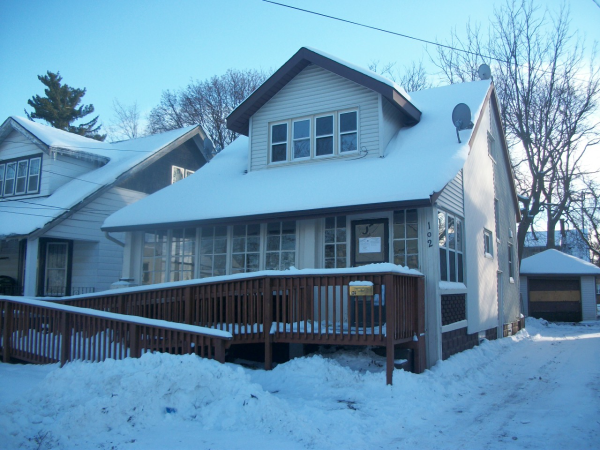 102 Corinne St SW, Grand Rapids, MI 49507 