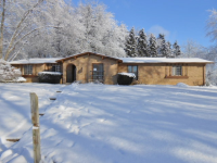 1343 Donal Dr, Flint, MI 48532 