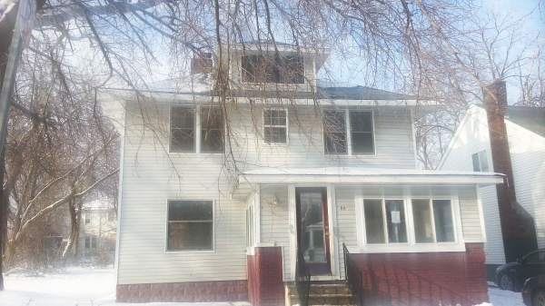 809 E 7th St, Flint, MI 48503 