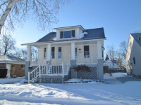 22642 Downing St, St Clair Shores, MI 48080 