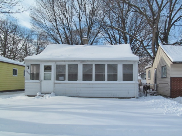 20007 Antago St, Livonia, MI 48152 