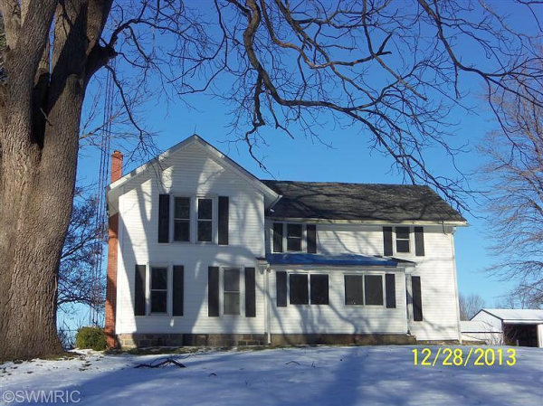 64Th, Lawrence, MI 49064 