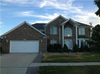 18980 Sandhurst, Clinton Township, MI 48038 