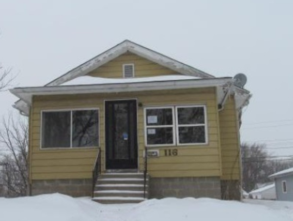 116 W Beverly Ave, Pontiac, MI 48340 