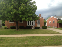 8042 Lincoln St, Taylor, MI 48180 