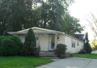 3119 Brock St, Keego Harbor, MI 48320 