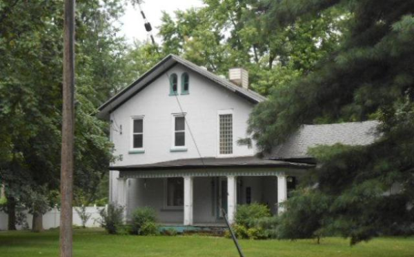 2382 Airport Rd, Adrian, MI 49221 