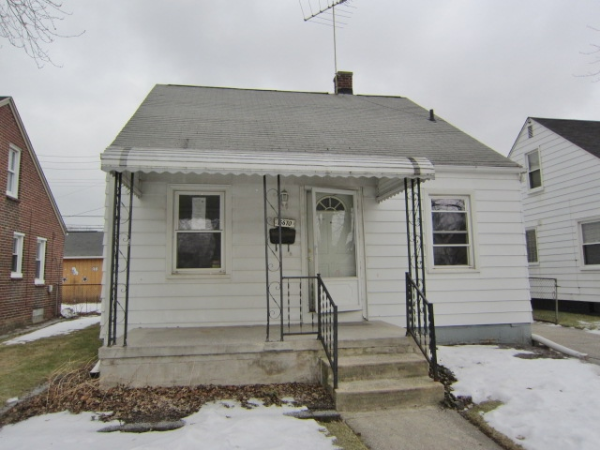 15670 Meyer Ave, Allen Park, MI 48101 