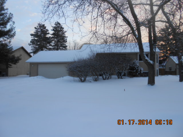 726 Estes Ct, Waterford, MI 48327 