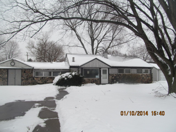 37880 S Groesbeck Hwy, Clinton Township, MI 48036 