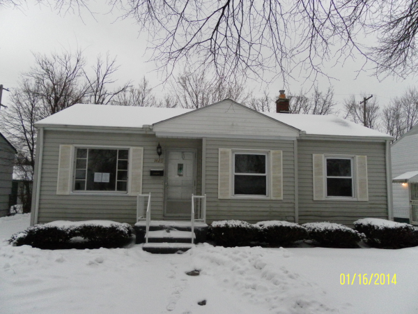 1425 Berrywood, Flint, MI 48507 