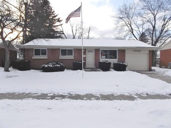12012 Burtley Dr, Sterling Heights, MI 48313 