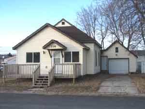 118 East Colfax St, Parkers Prairie, MN 56361 