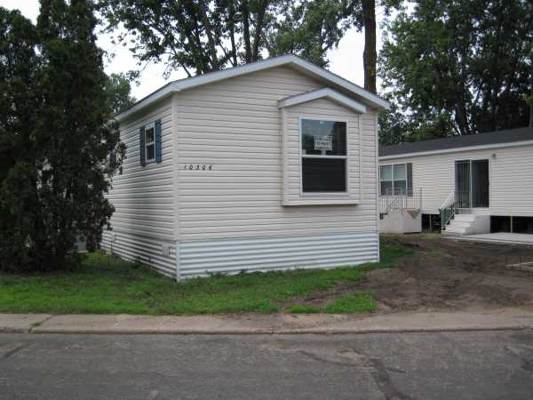 10306 Taylor Street, Blaine, MN 55434 