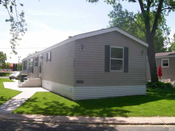 1336 104th, Blaine, MN 55434 