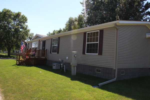 330 Cimarron Park, Lake Elmo, MN 55042