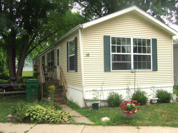 16 Bryan Avenue, Inver Grove Heights, MN 55076 