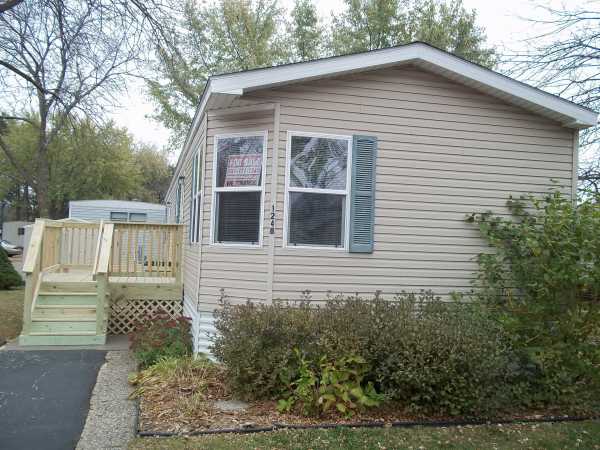 1248 Bobcat Lane, Maplewood, MN 55119 