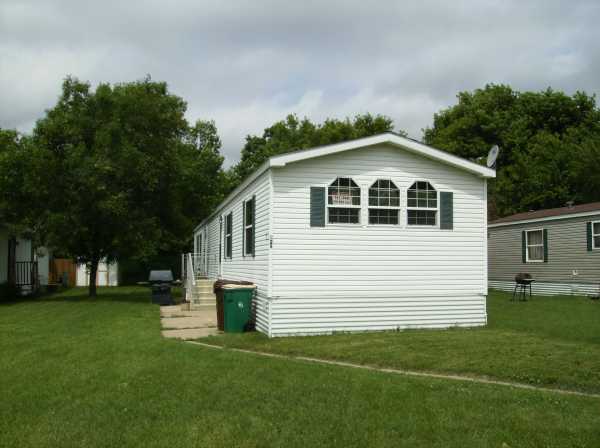 729 Fern Lane, Shakopee, MN 55379 