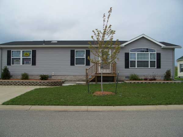 2015 Nightingale Drive NW, Stewartville, MN 55976 