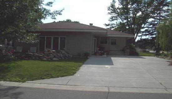 702 Highland Circle, Farmington, MN 55024 