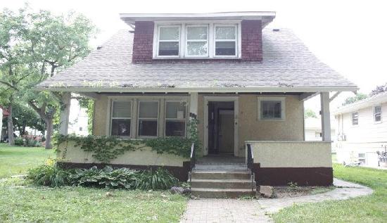 619 11th Avenue, South Saint Paul, MN 55075 