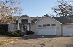 8519 North Fairway Point, Victoria, MN 55386
