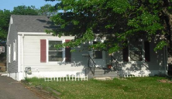 4221 University Avenue Northeast, Columbia Heights, MN 55421 