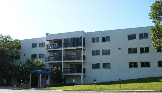 120 Demont Avenue East Unit 202, Little Canada, MN 55117 