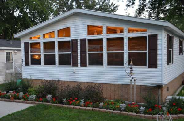 1970 85th St W, Inver Grove Heights, MN 55077 