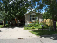 196 6th Ave. N, Moorhead, MN 56560 