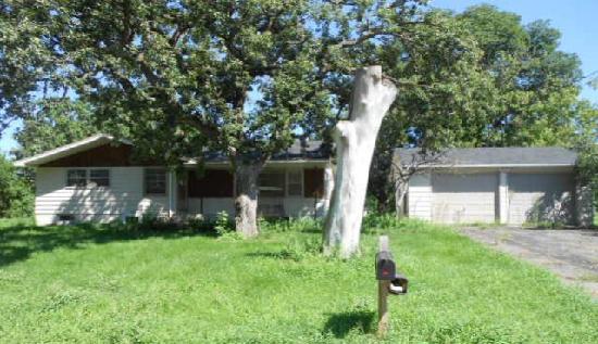 431 Garfield Street W, Anoka, MN 55303 