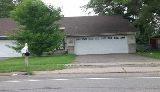 12041 Round Lake Boulevard NW, Coon Rapids, MN 55433 