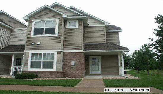 12174 Edison Street Unit A, Blaine, MN 55449 