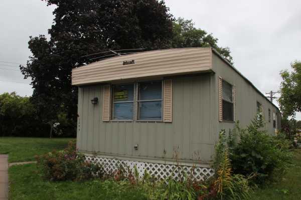 1096 South Circle, Fridley, MN 55432