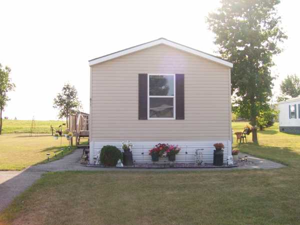 611 E Shakespeare Ave., Mankato, MN 56001 