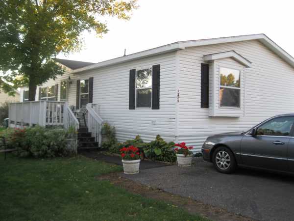 1375 Birchview Dr., Maplewood, MN 55119